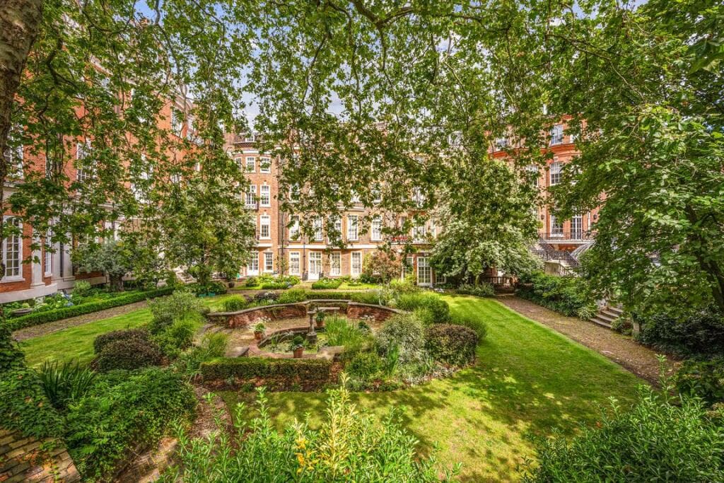Georgian 7BR Townhouse | Secret Garden | South Audley St