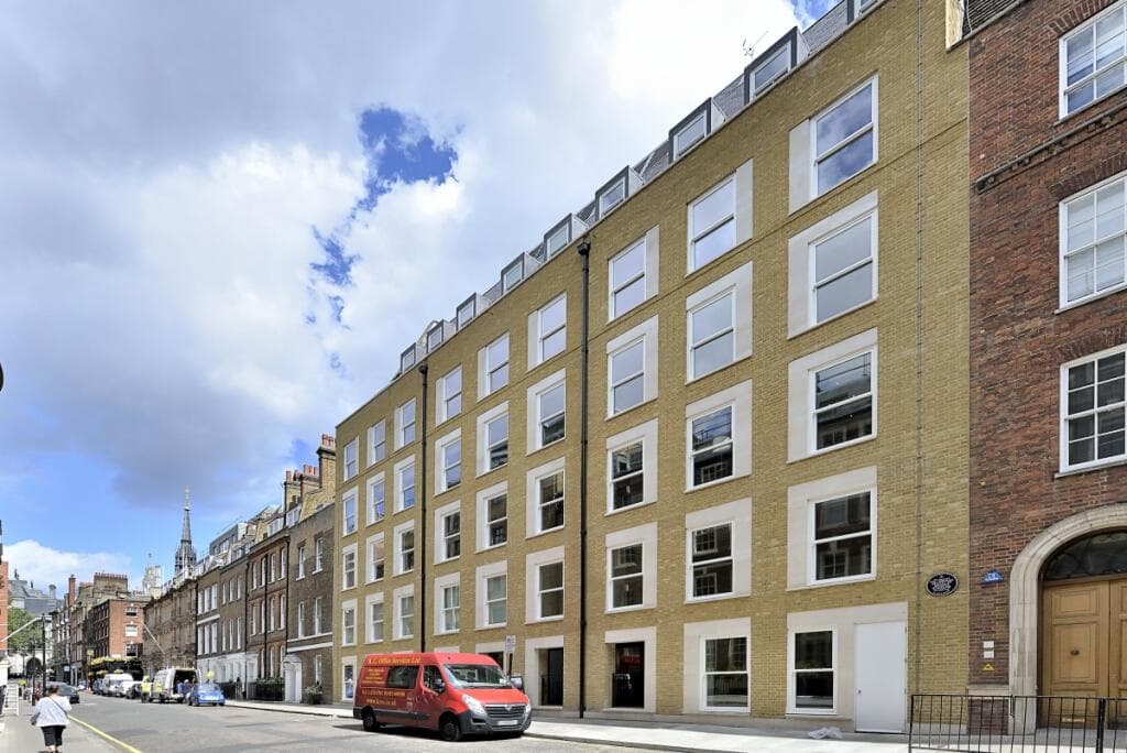 Brand-New 3BR Near Covent Garden | Marble Baths