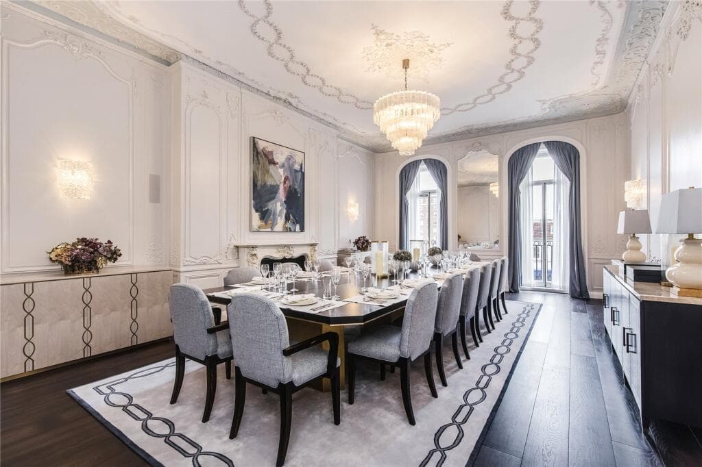 Mayfair 5BR on Tilney Street | Rooftop Terrace & Parking