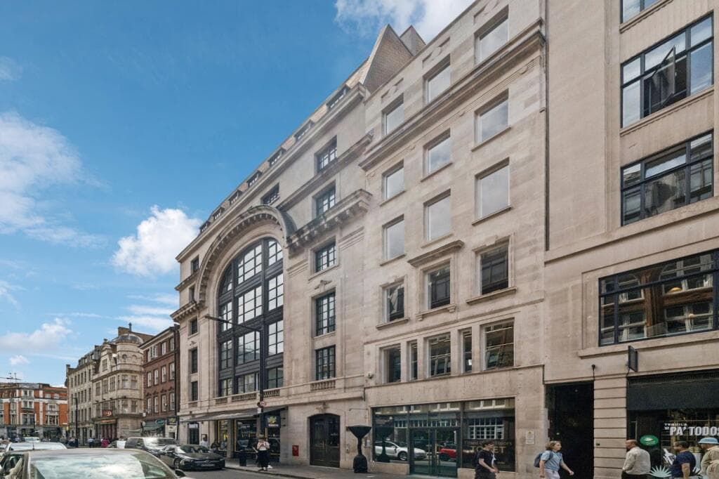 Luxury 2BR Soho | Glazed Private Terrace & Gym