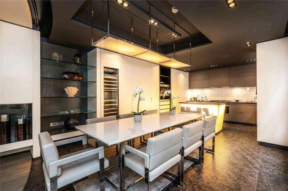 Mayfair 4BR Lateral | Private Sauna & Concierge