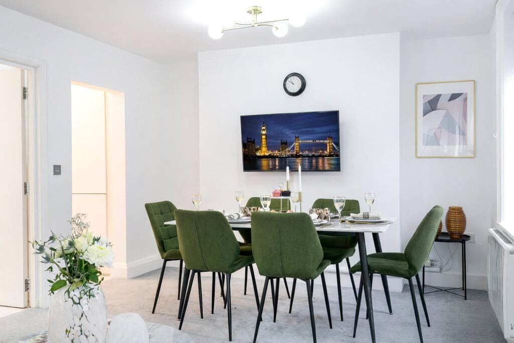 Serviced 2BR Marylebone Hideaway | Picton Place