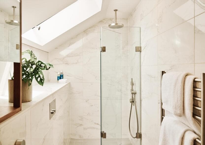 Quiet 2BR Weymouth Mews Apt | Two Bathrooms