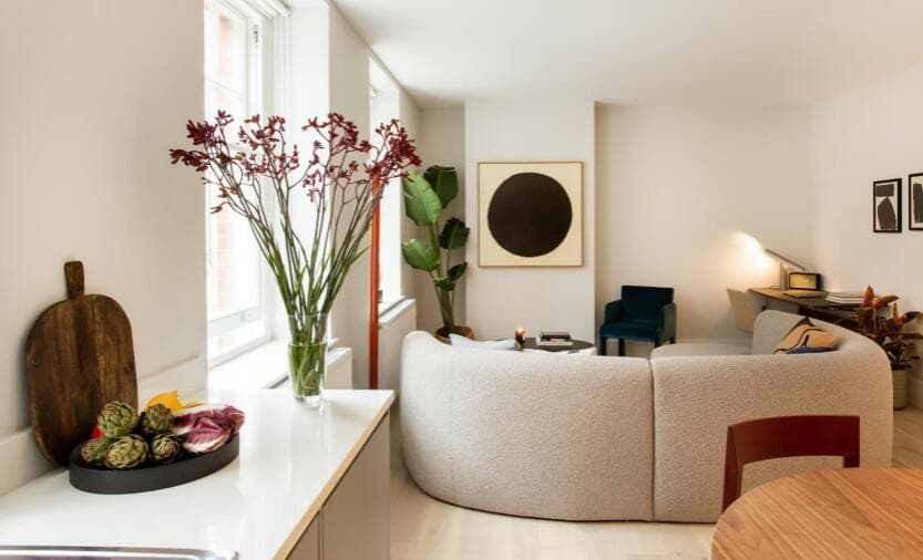 Serviced 1BR Pied-à-Terre by Bond Street | Concierge