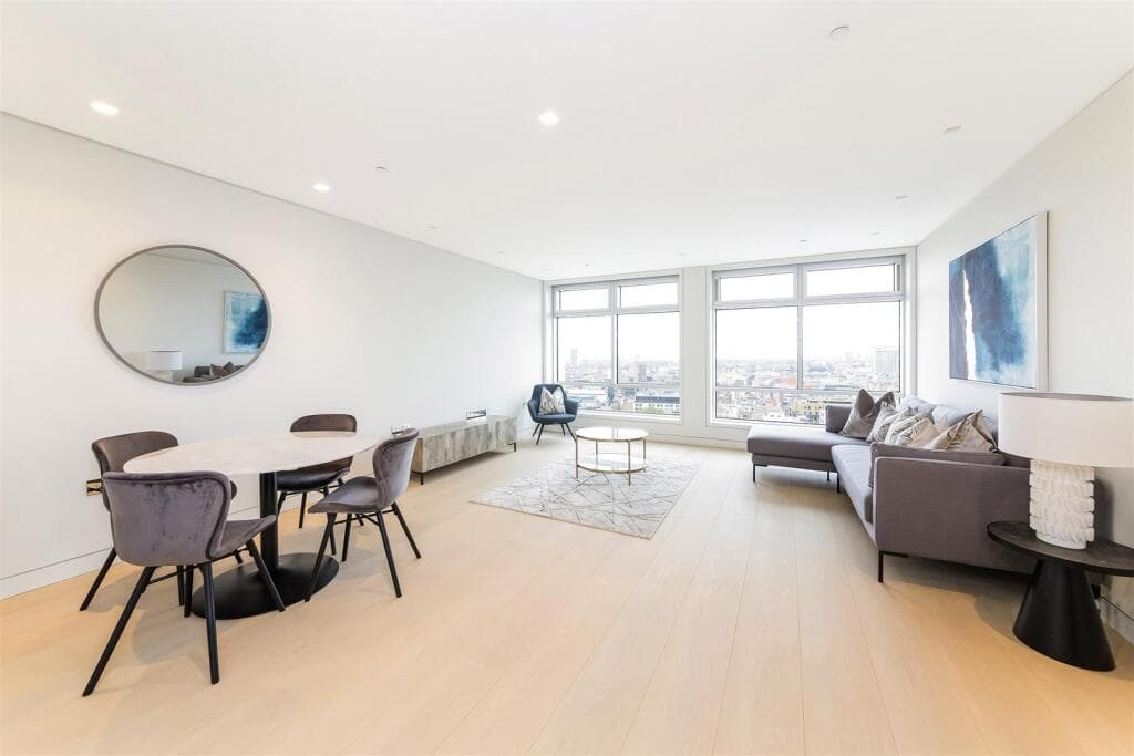 Skyline Luxury Views