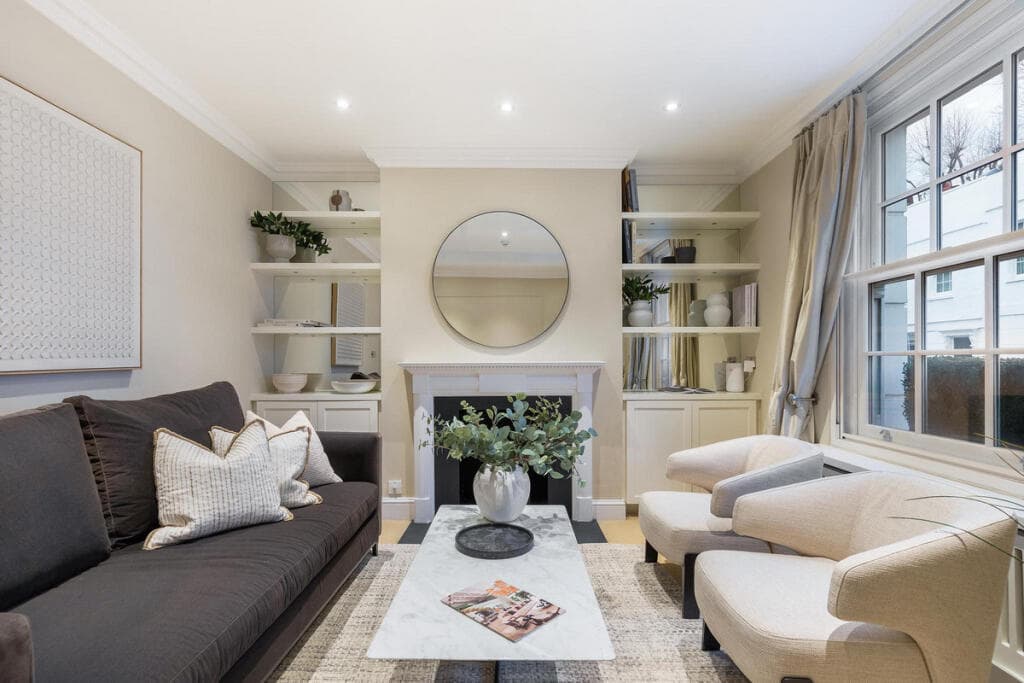 Chelsea 3BR Victorian House | South Garden & A/C