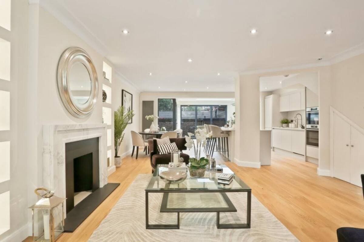 Detached London Luxury | 4 Bed, 4 Bath w/ Patio