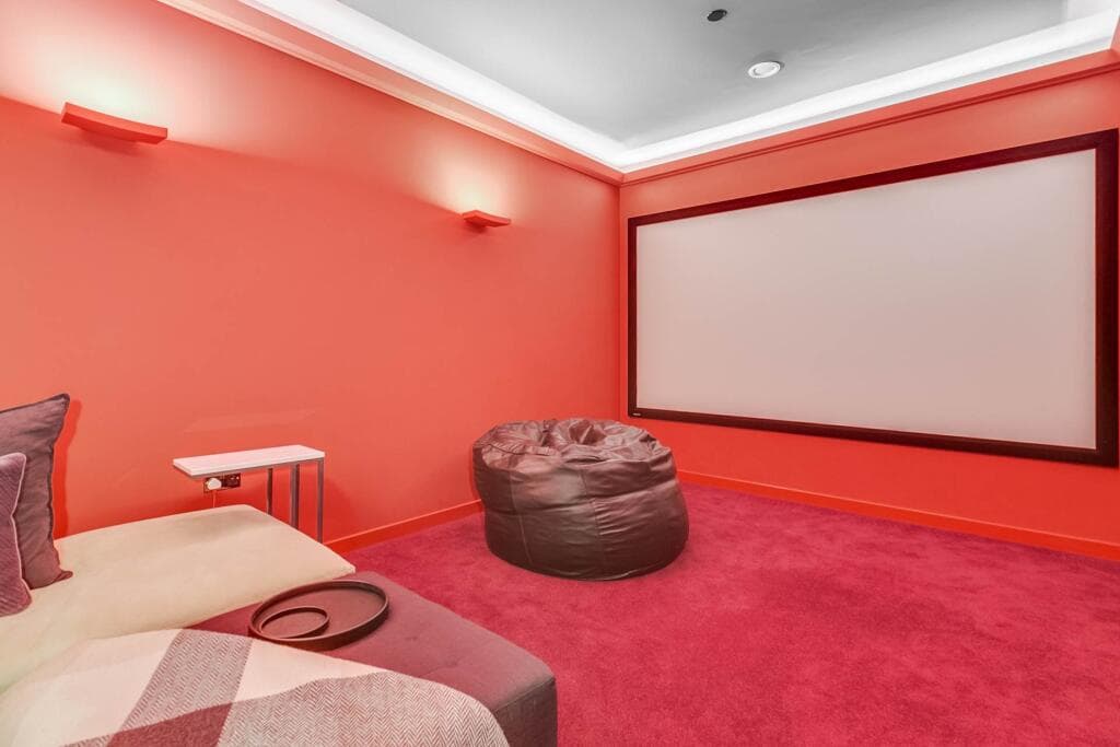 3BR Ennismore Mews House | Cinema & Roof Terrace