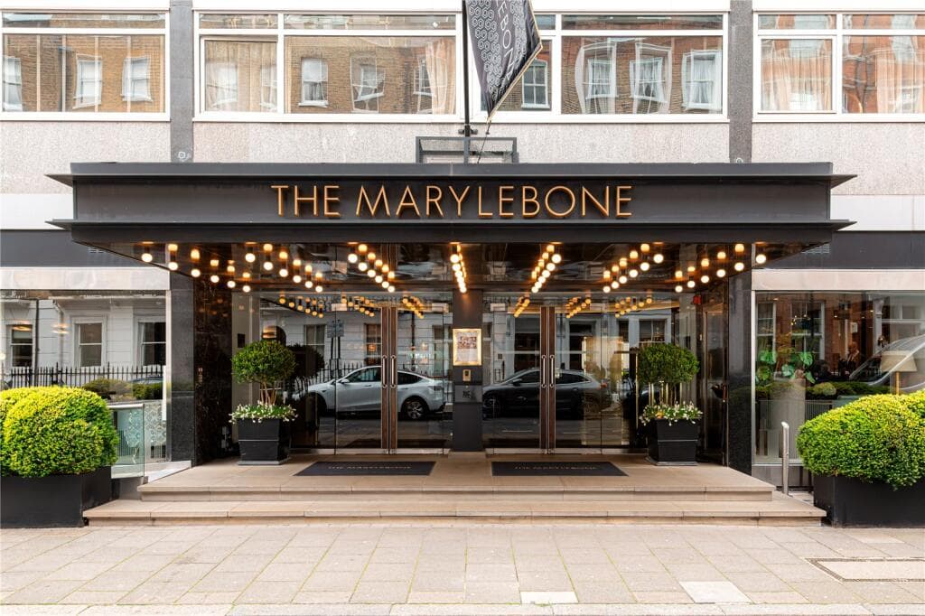 Designer 1BR Marylebone Penthouse | 300 sq ft Terrace