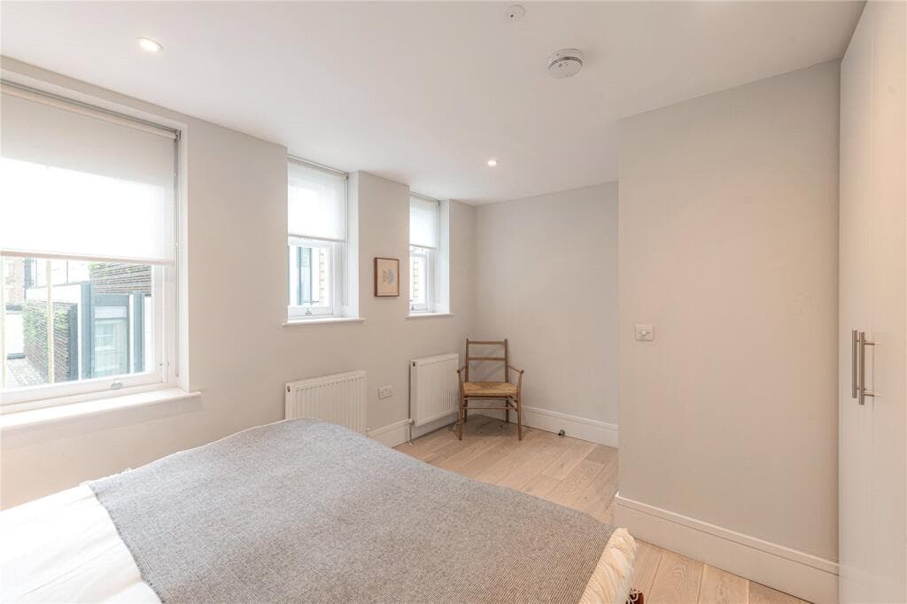 Period 1BR Marylebone Lane | 24-Hour Concierge