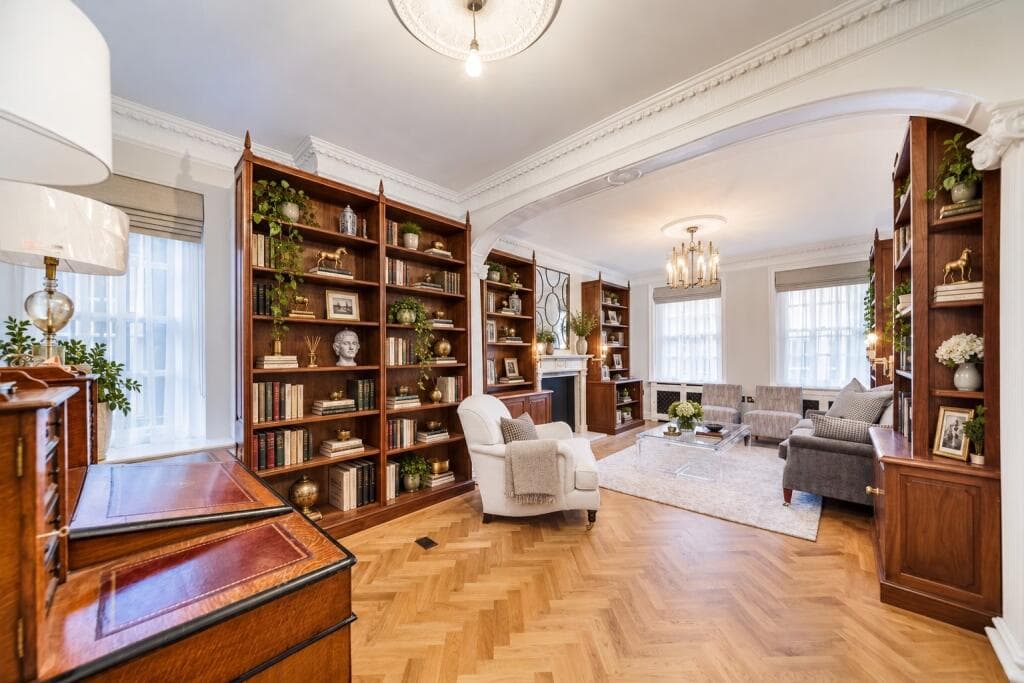 Grand 7BR Marble Arch House | Library & A/C