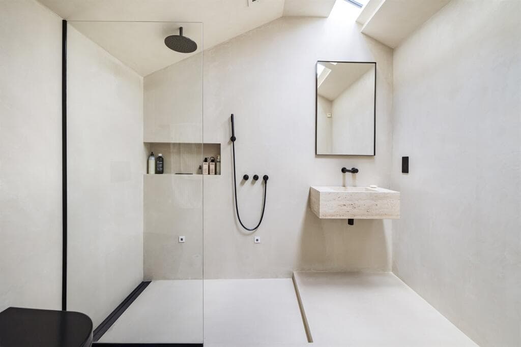 Semi-Detached 4BR Portobello House | 90ft Garden