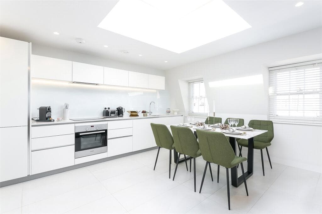 Marylebone 3BR Penthouse | Private Roof Terrace