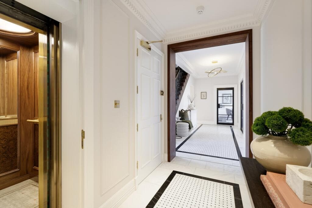 Grosvenor Square 6BR Penthouse | Conservatory & Terraces