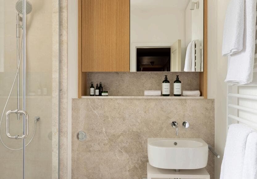 Spacious 2BR Harley Street Apt | Two Bathrooms