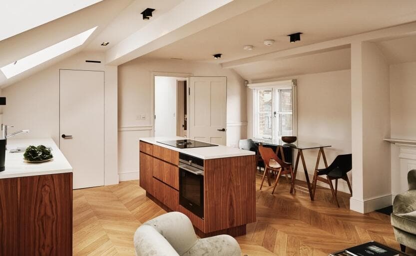 Quiet 2BR Weymouth Mews Apt | Two Bathrooms