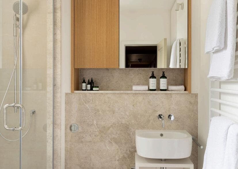 Serviced 1BR Harley Street Residence | Concierge